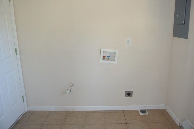 Foto del edificio - 109/111 21st St NW