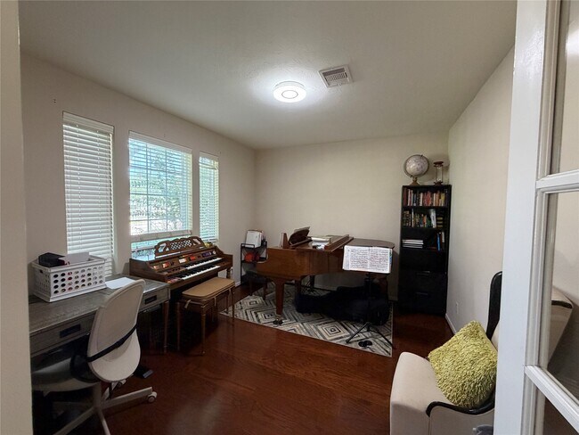 Foto del edificio - 5518 Plumero Meadow Dr