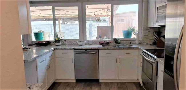 Cocina - 4923 N Granite Reef Rd