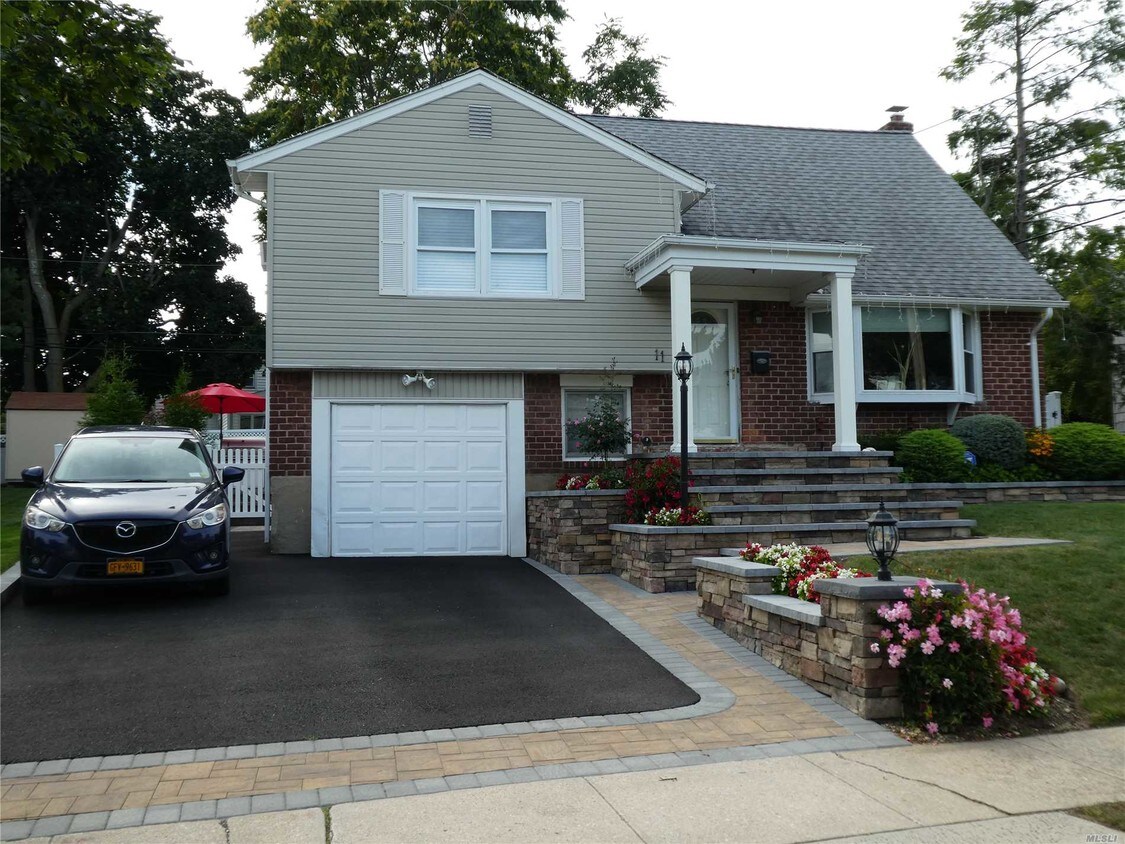 Foto principal - 11 Pearl Dr