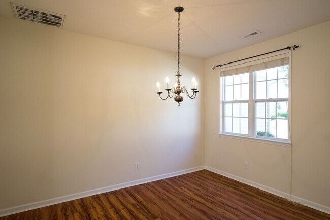 Foto del edificio - 9307 Winston Hall Ct