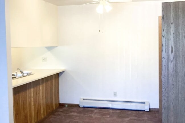 Building Photo - 600 E Duncan St