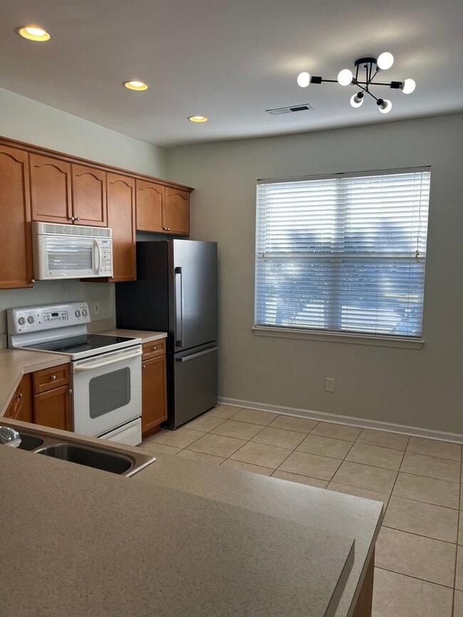 Photo - Great Neighborhood with Community Pool House