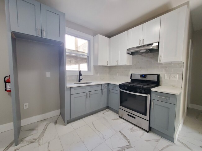 Foto del edificio - 494 S 18th St