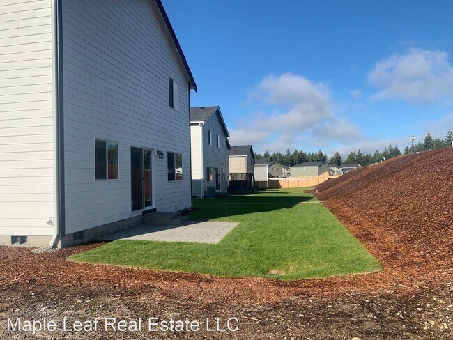 Foto del edificio - 5 br, 3 bath House - 101 NE Belfair Station