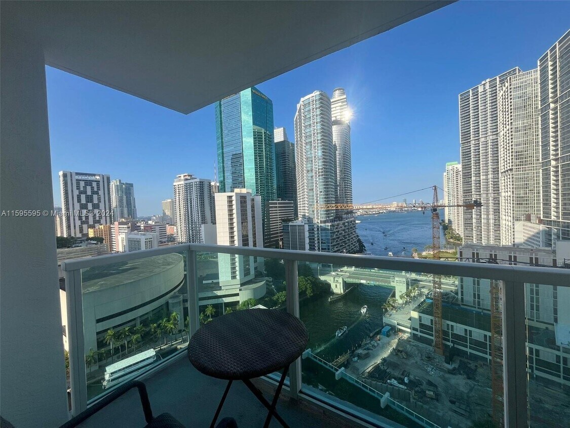 Primary Photo - 31 Southeast 5th Street Apt #2310, Miami, ...