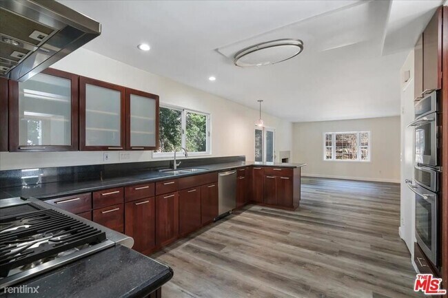 Foto del edificio - 5 br, 3 bath House - 20001 Gypsy Ln