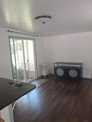 Foto del edificio - 9723 Tom St