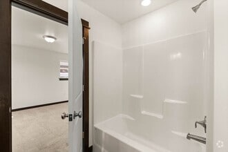Building Photo - 853 Rookery Ln