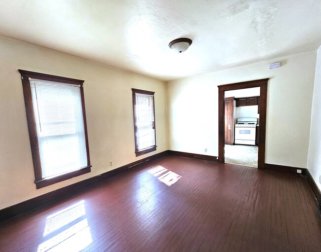 Dining Room - 106 Cherry St