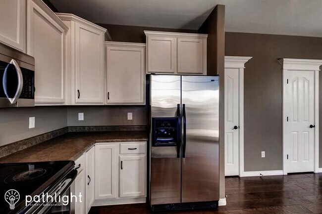 Foto del edificio - 305 Calhoun Circle, Castle Rock, CO, 80104
