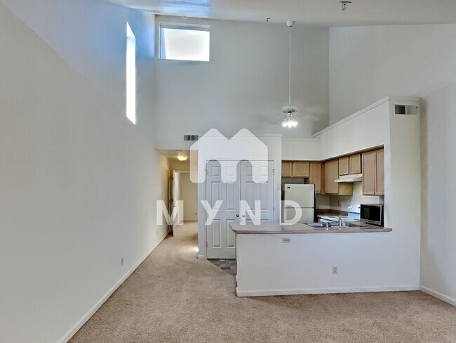 Building Photo - 954 Berrum Ln Apt 8