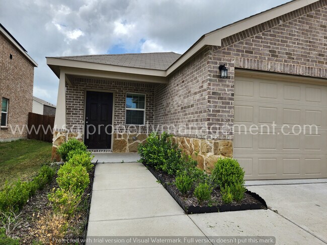 Building Photo - 1427 Ganado Dr