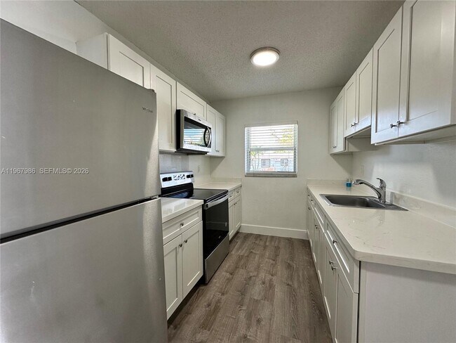 Foto del edificio - 3616 NE 11th Ave