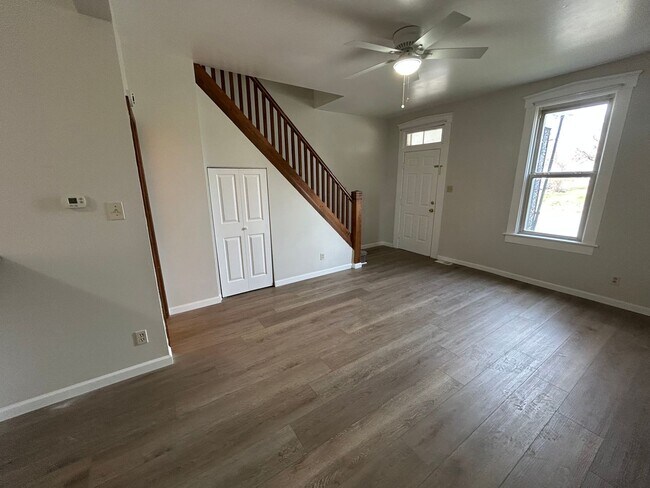 Foto del edificio - 1039-1039 S 12th St