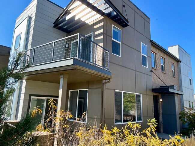 Building Photo - 6659 Pecos St