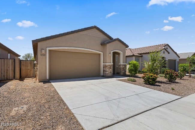 Foto del edificio - 12219 E Wallflower Ln