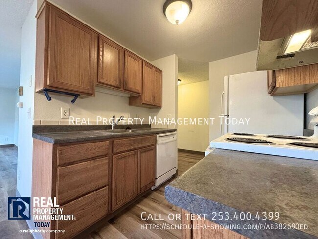 Building Photo - 13402 98th Ave Ct E