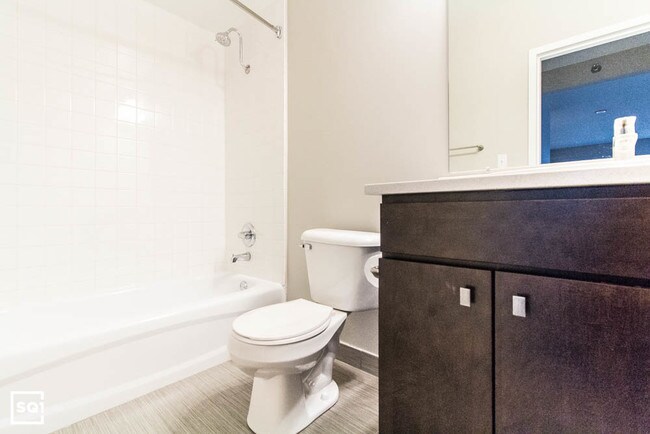 Building Photo - GOLD COAST: Newly renovated modern unit