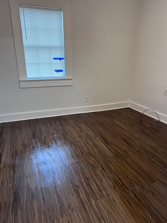 Building Photo - Charming 3 Bed, 1 Bath Single Family Home in Montgomery - $1150/mo