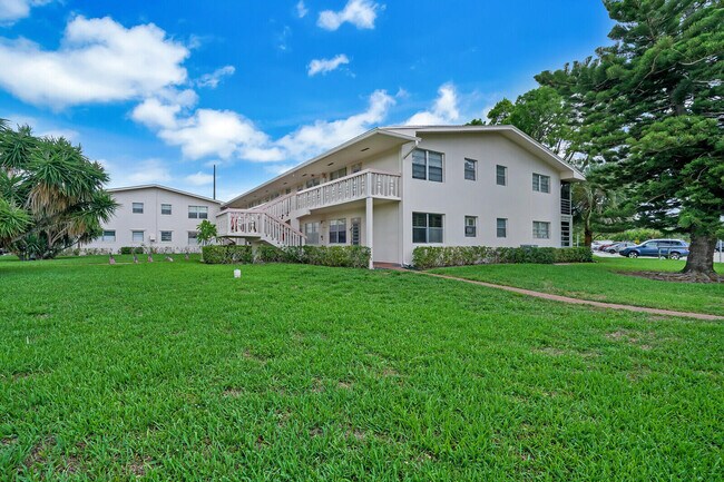 Building Photo - 316 Farnham Cir