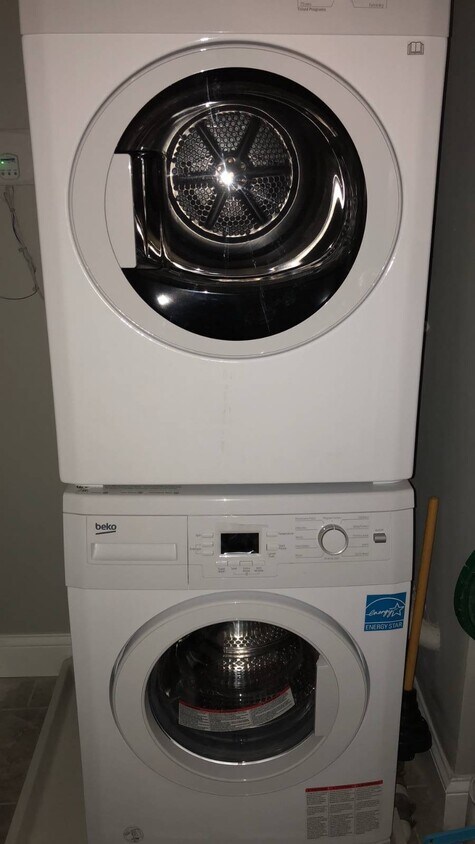 Foto del edificio - 3093 Fulton St