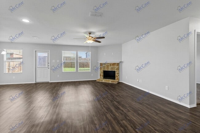 Building Photo - 3/2 Home in Little Elm!