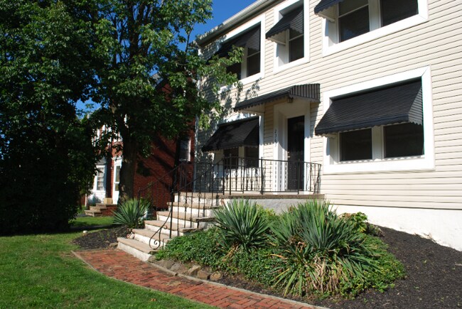 Building Photo - 2363 Ashurst Rd