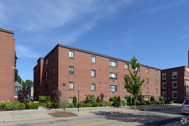 Building Photo - Babcock Street Apartments, 222-230