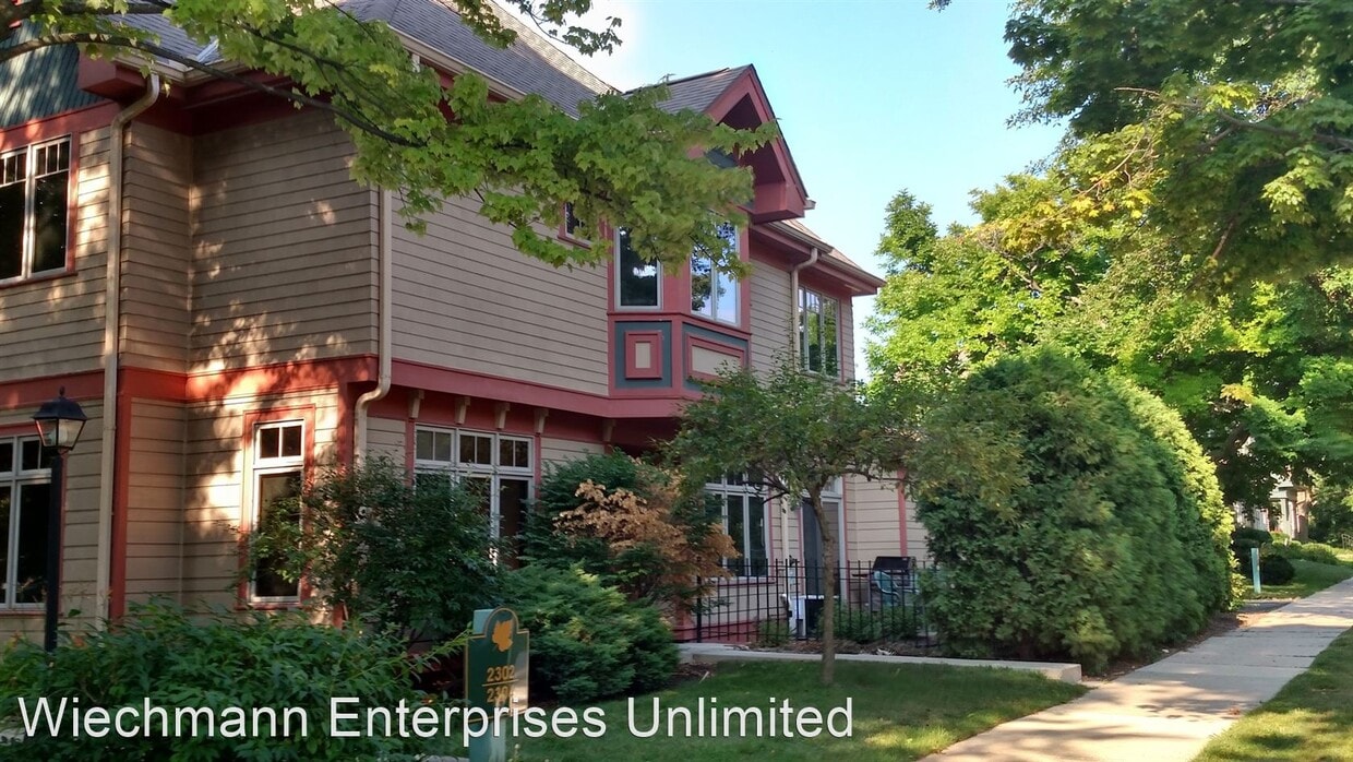 2 br, 2.5 bath House 2306 E Edgewood Ave House Rental in Shorewood, WI