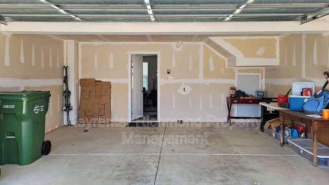 Foto del edificio - 2108 Semmes Ave