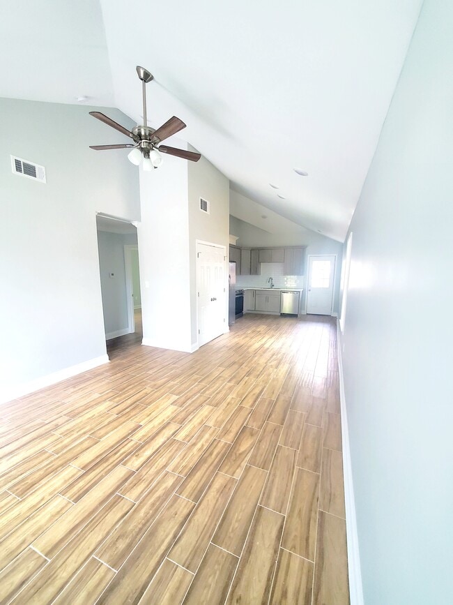 3424 Jackson Blvd, Chalmette, LA 70043 Townhome Rentals in Chalmette