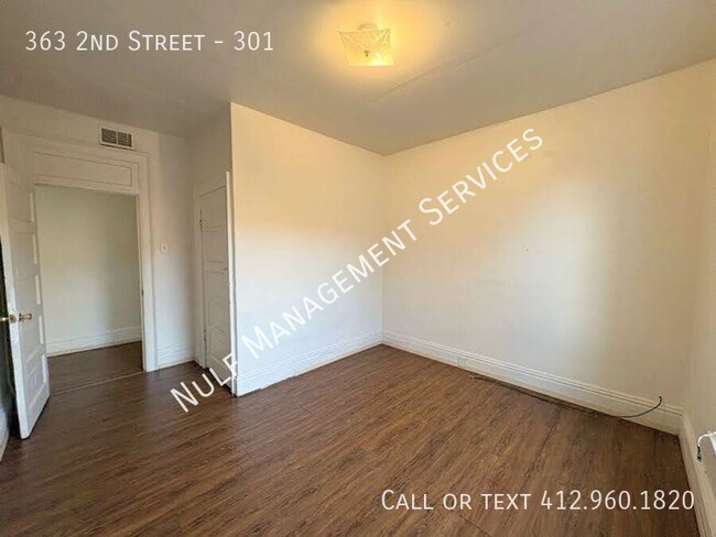 Foto del edificio - Eligible for Section 8: 3 Bed, 1 Bath Apar...