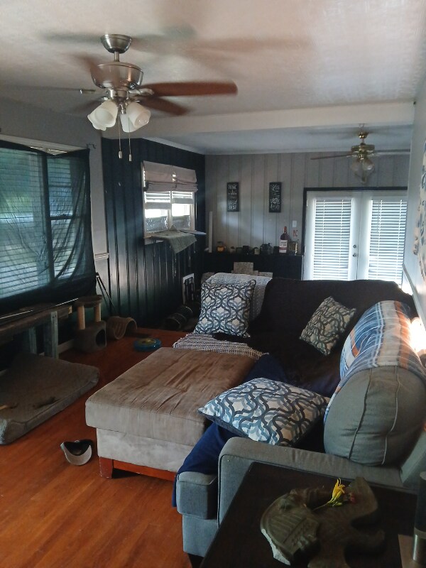 Building Photo - 5 Martin St