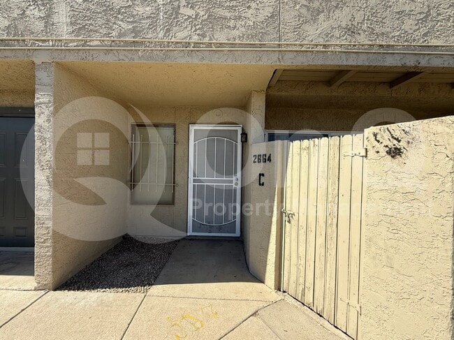 Foto del edificio - 2664 N 43rd Ave