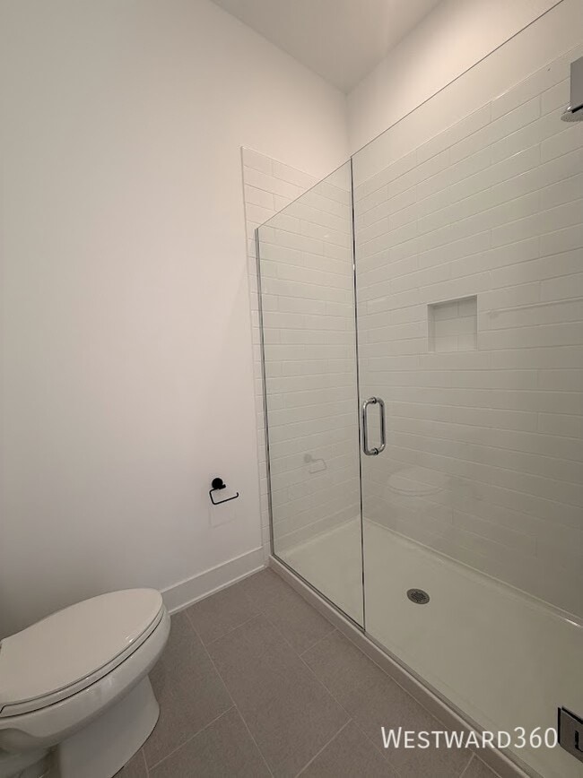 Building Photo - 1607 W 13th St