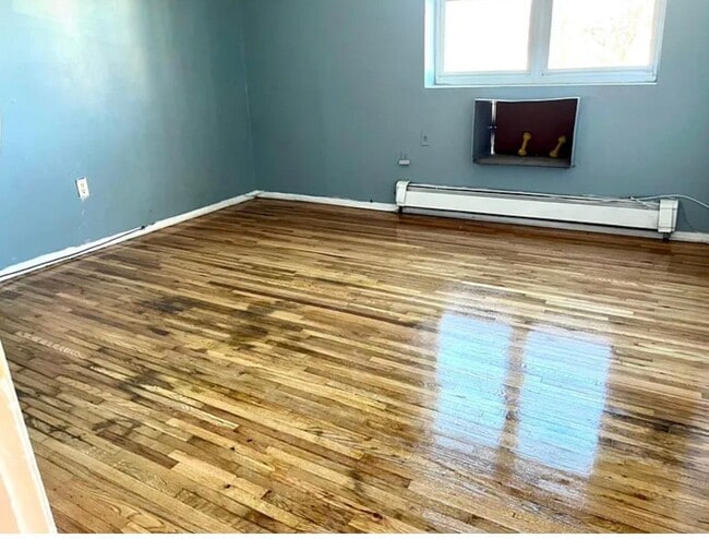 Photo - 1772 Hammersley Ave Apartment