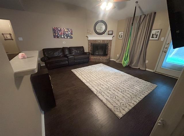 Foto del edificio - 1320 Meadow Rose Trail