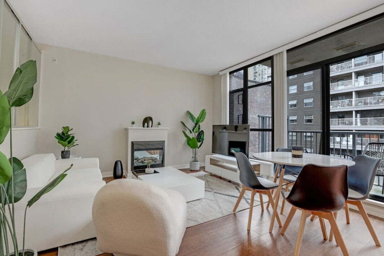Photo principale - 1249 Granville St