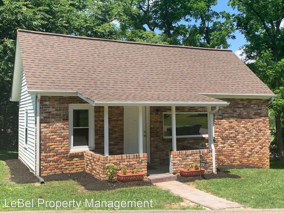 1912 Rogers Rd, Morristown, TN 37813 House Rental in Morristown, TN