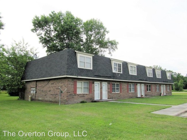 Building Photo - 841 Lewis Dr