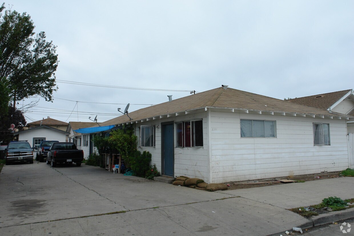 140 Soledad St, Salinas, CA 93901 Apartments in Salinas, CA