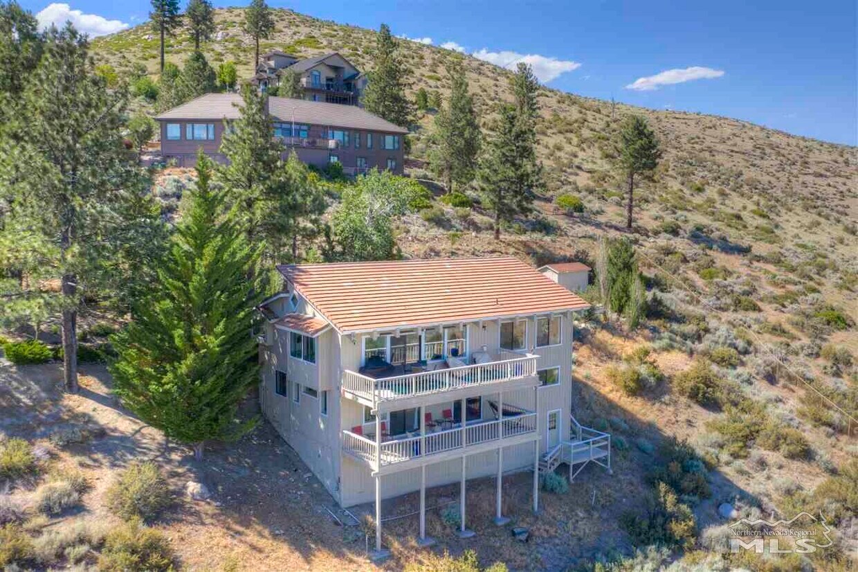 Primary Photo - 3760 Paradise View