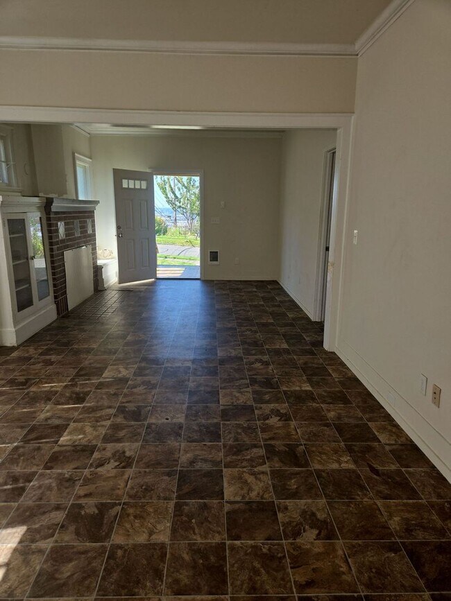 Foto del edificio - 1100 High St