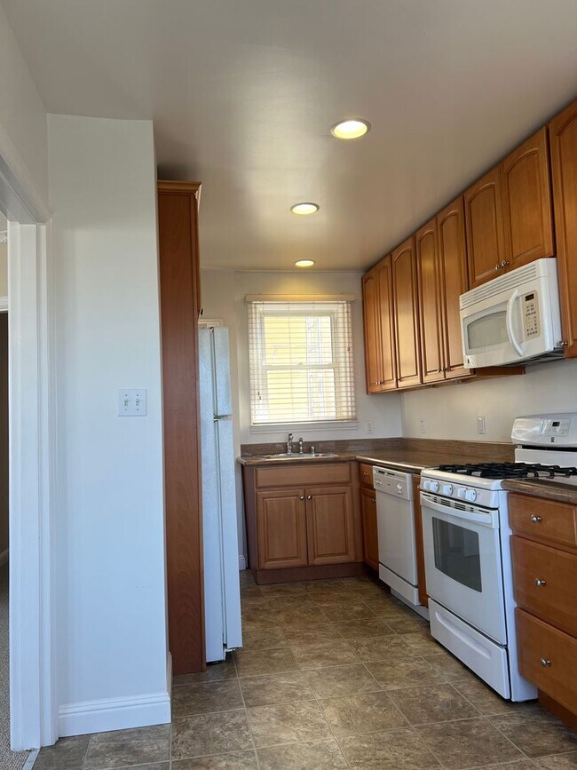 Foto del edificio - 2143-2145-2145 Kirkham St