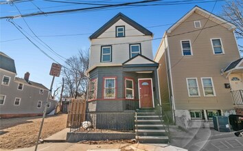 Building Photo - 27 Winans Ave