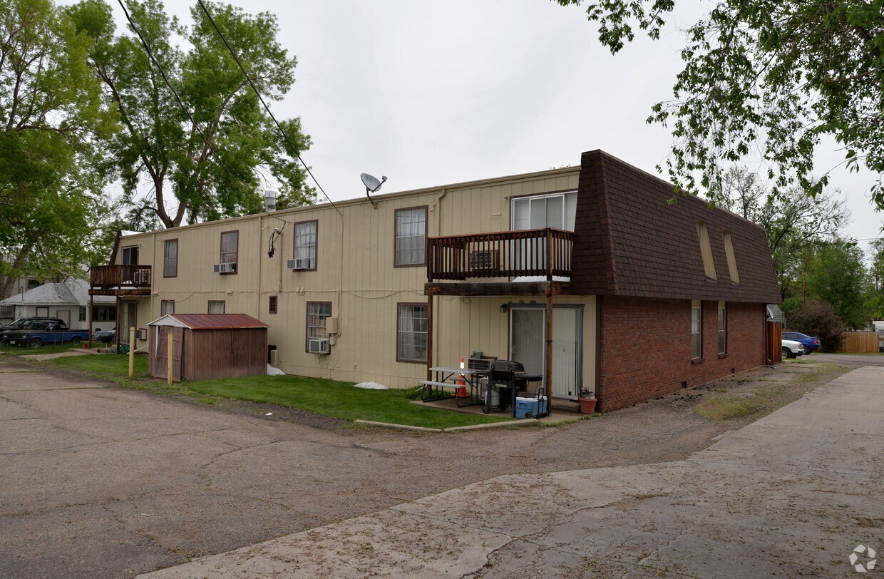 Building Photo - 1765 Jay St