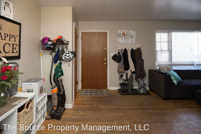 Foto del edificio - 4 br, 2 bath House - 615 Balsam Ln