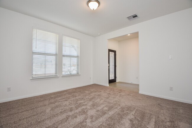 Foto del edificio - 8106 Royal Palm Ct