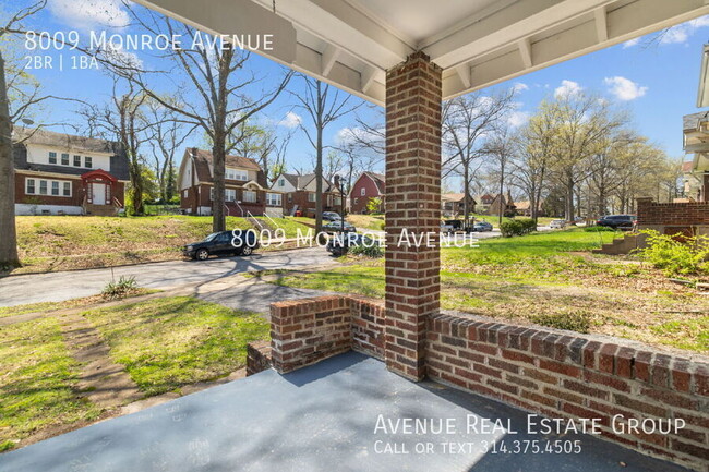 Building Photo - 8009 Monroe Ave